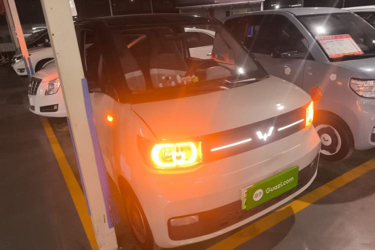 Used Wuling Hongguang MINIEV 2022 Macaron Fashion Model Lithium Iron Phosphate
