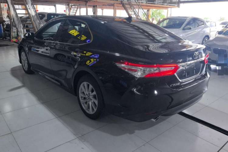 Used Toyota Camry 2021 2.0G Luxury Edition