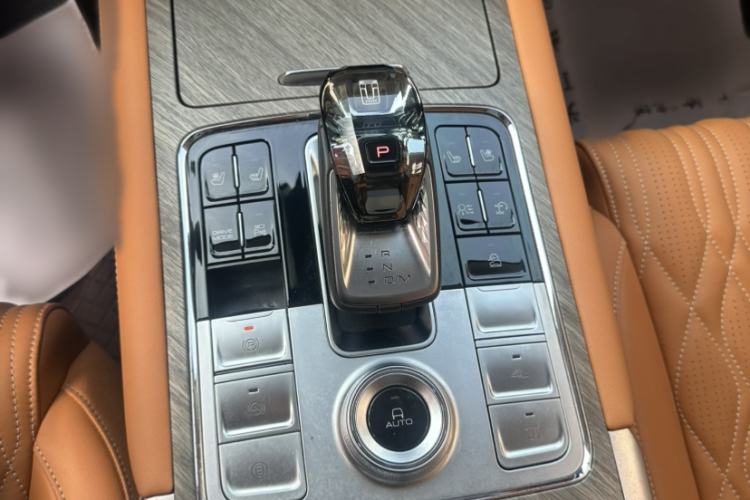 Used Tank 500 New Energy 2023 Hi4-T
