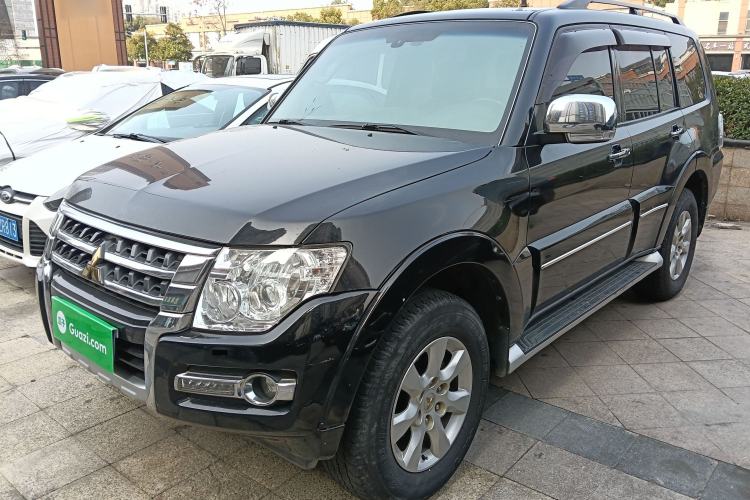 Used Mitsubishi Pajero 2016 3.0L Automatic Prestige Version China IV Standard