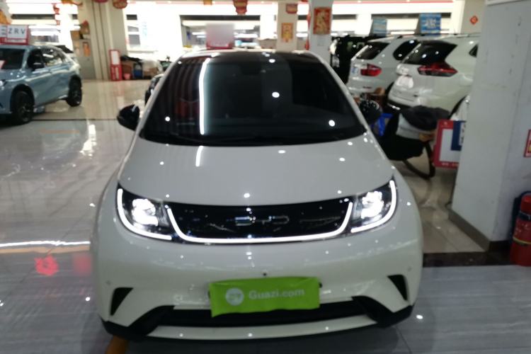 Used BYD Dolphin 2023 420 km Fashion Edition
