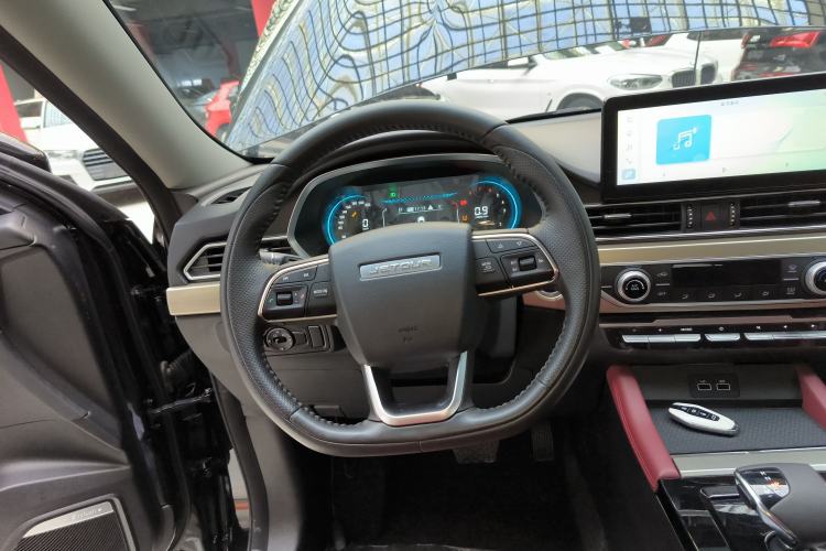 Used JETOUR X70 2023 1.5T DCT Overpass PRO+ Edition 7 Seats
