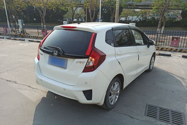 Used Honda Fit 2016 1.5L SES CVT Fashion Sunroof Edition
