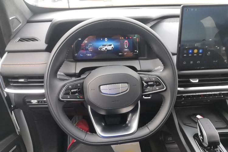 Used Geely Auto Haoyue L 2025 2.0T DCT Luxury Edition