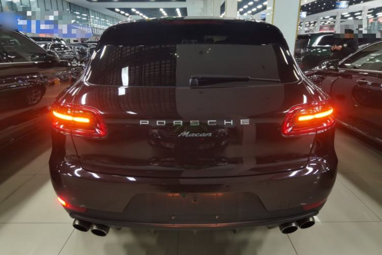 Used Porsche Macan 2017 Macan 2.0T
