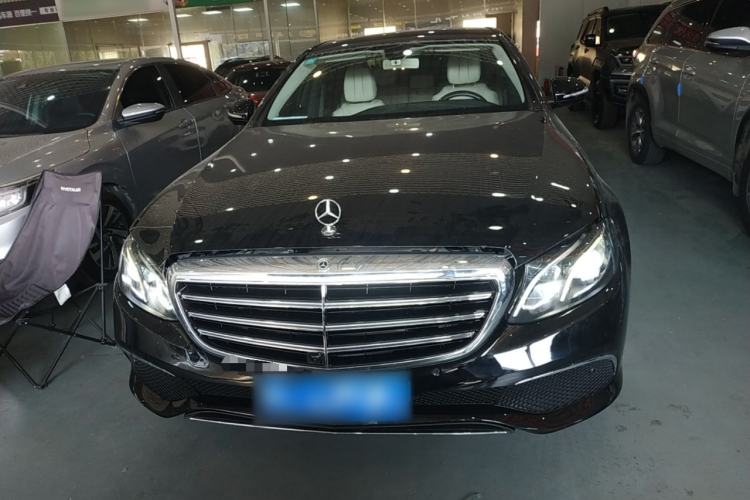 Used Mercedes-Benz E-Class 2019 E 300 L Sporty and Stylish Model
