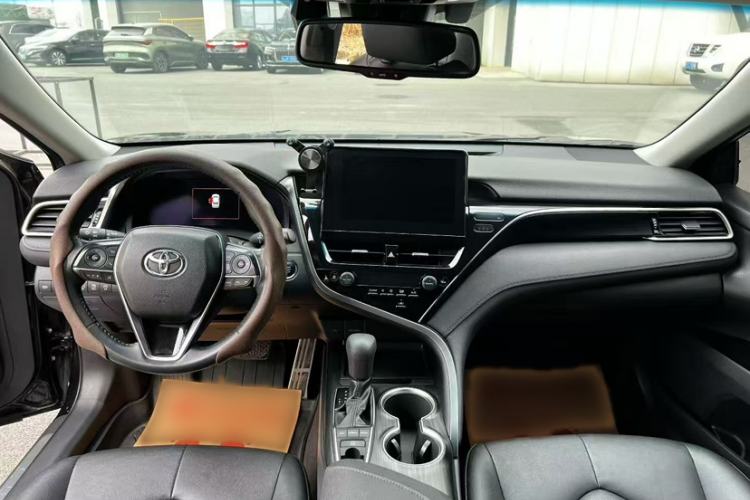 Used Toyota Camry 2021 2.5G Luxury Edition
