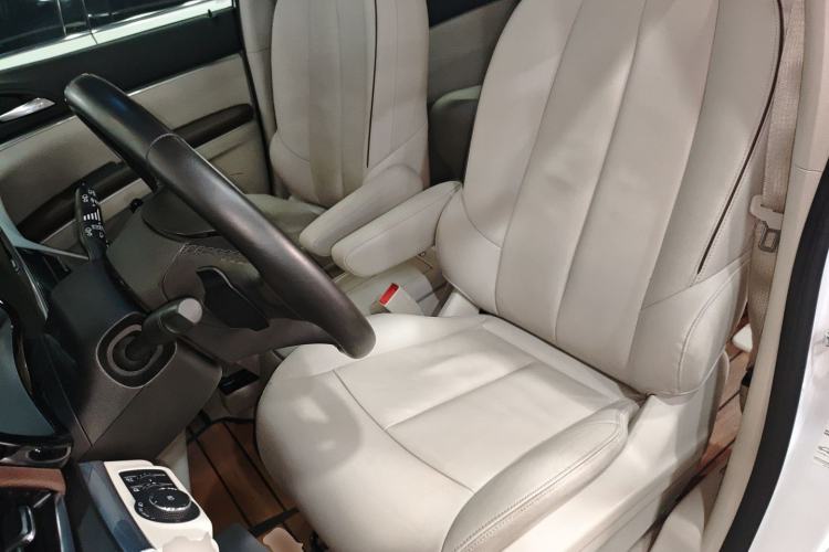 Used Buick GL8 2021 Land Cruiser Executive Class 652T Luxury Model