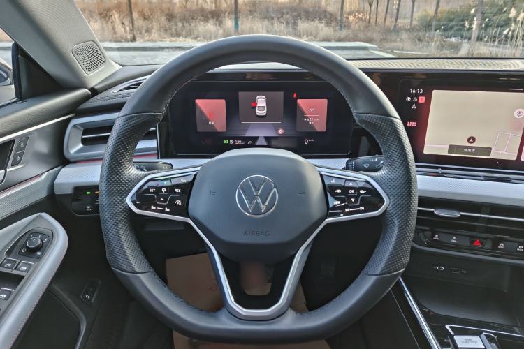 Used Volkswagen Lamando 2023 Lavida L 280TSI DSG Cool & Spicy Edition
