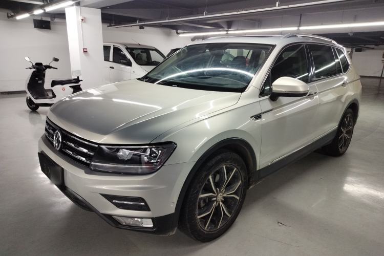 Used Volkswagen Tiguan L 2019 330TSI Automatic Two-Wheel Drive Smart Luxury Version China V Emission Standard