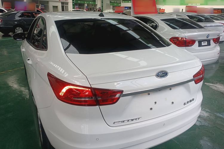 Used Ford Escort 2017 Happiness Edition 1.5L Automatic Fashion Version
