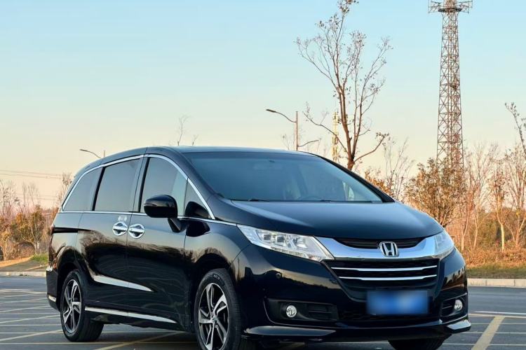 Used Honda Odyssey 2015 Updated Version 2.4L Smart Edition
