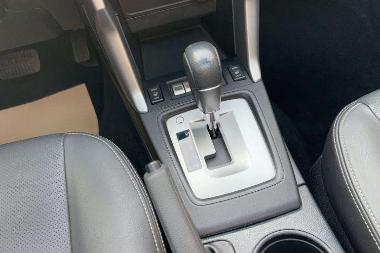 Used Subaru Forester 2014 2.0i Automatic Luxury Edition
