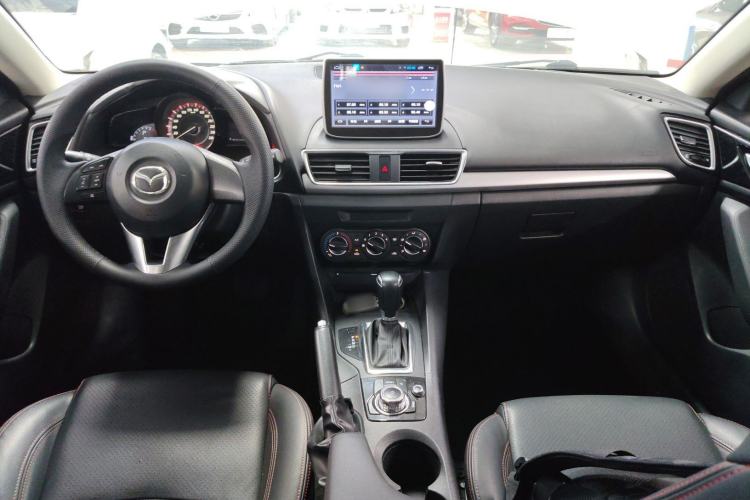 Used Mazda Mazda 3 Axela 2016 Sedan 1.5L Automatic Comfort Model
