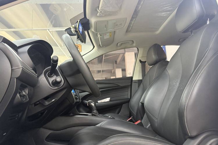 Used Roewe i5 2019 1.5L Automatic 4G Connected Langhao Edition
