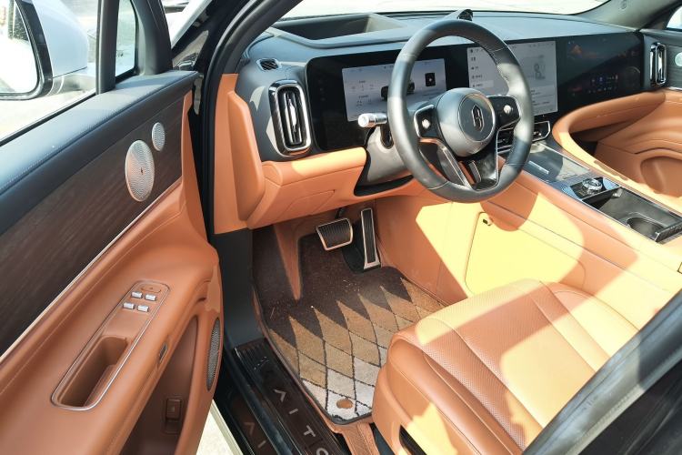 Used Hima AITO M9 2024 All-Electric Ultra Version 100 kWh 6-Seater Model
