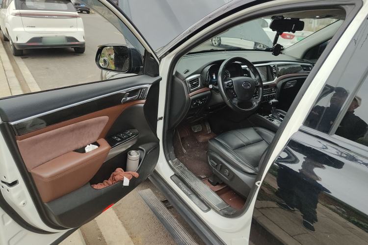 Used GAC Trumpchi GS8 2017 320T Two-Wheel Drive Prestige Version (7 Seats)