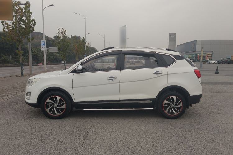 Used Baojun 560 2016 1.8L iAMT Luxury Model