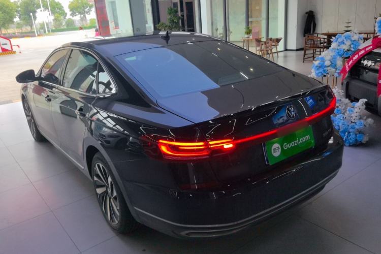 Used Volkswagen Passat 2022 330TSI Starry Elite Edition