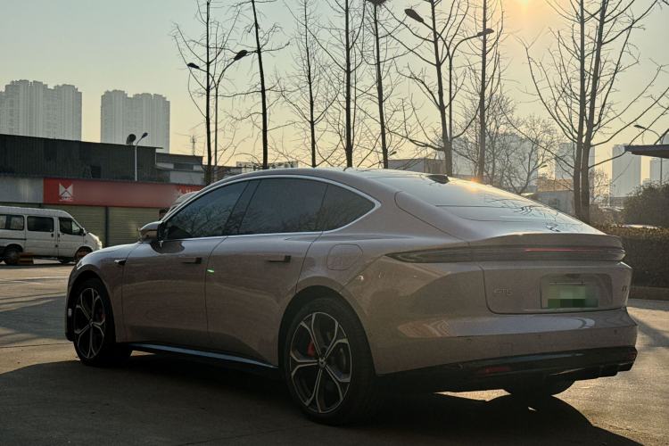 Used Nio ET5 2025 75 kWh