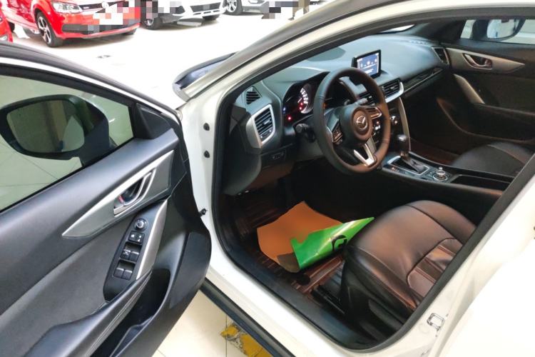 Used Mazda CX-4 2018 2.0L Automatic Two-Wheel Drive Blue Sky Exploration Version China V Standard