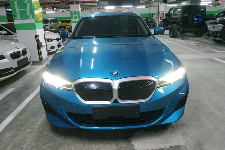 Used BMW i3 2022 eDrive 35 L
