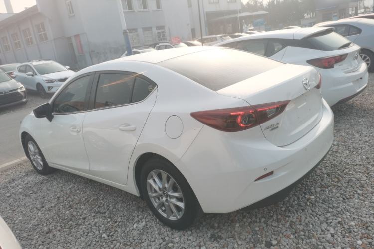 Used Mazda Mazda 3 Axela 2017 Sedan 1.5L Manual Luxury Model Emission Standard China V
