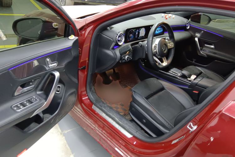 Used Mercedes-Benz A-Class 2020 Restyled A 200 L Sport Sedan Fashion Version
