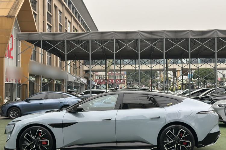 Used  12 2023 650 Three-Laser Four-Wheel Drive Performance Edition
