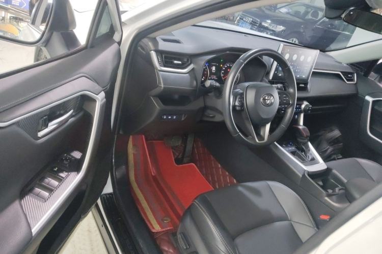 Used Toyota Wildlander 2022 2.0L CVT Two-Wheel Drive Luxury PLUS Edition
