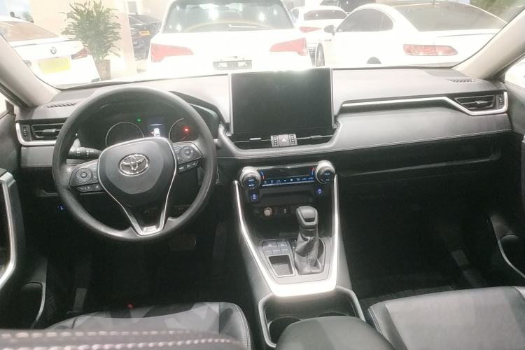 Used Toyota Wildlander 2020 2.0L CVT Two-Wheel Drive Luxury Edition