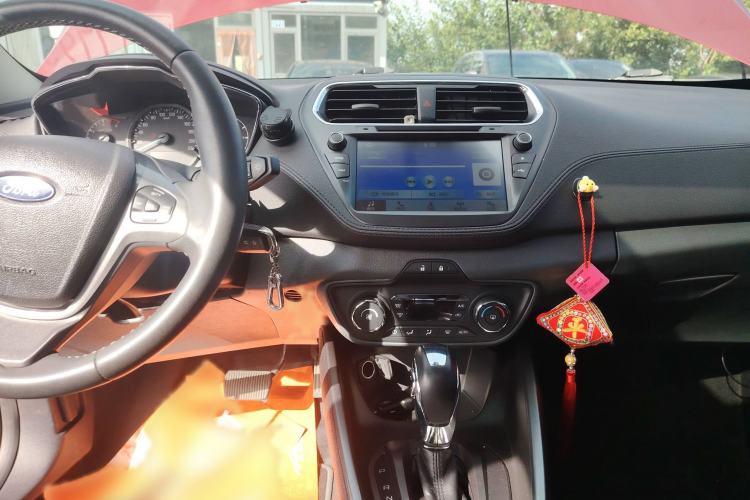 Used Ford Escort 2017 Happiness Edition 1.5L Automatic Fashion Version
