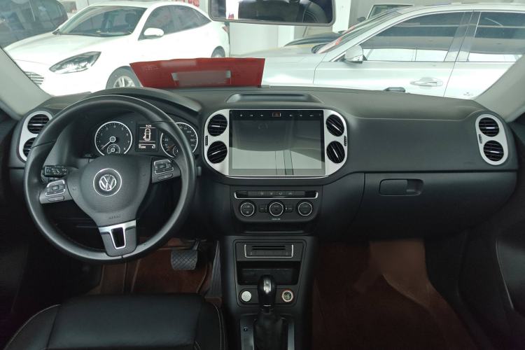 Used Volkswagen Tiguan 2017 300TSI Automatic Two-Wheel Drive Silk Road Comfort Edition
