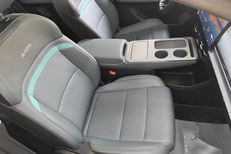 Used AION Y 2023 Younger Star Edition
