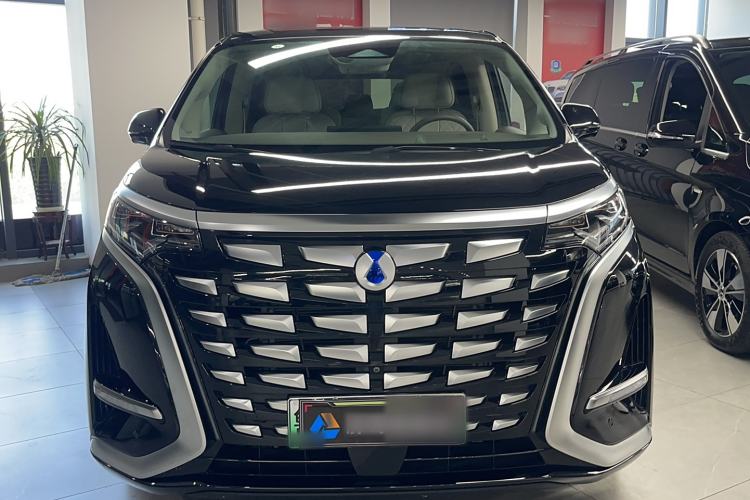 Used Denza D9 2022 DM-i 970 Four-Wheel Drive Flagship Model
