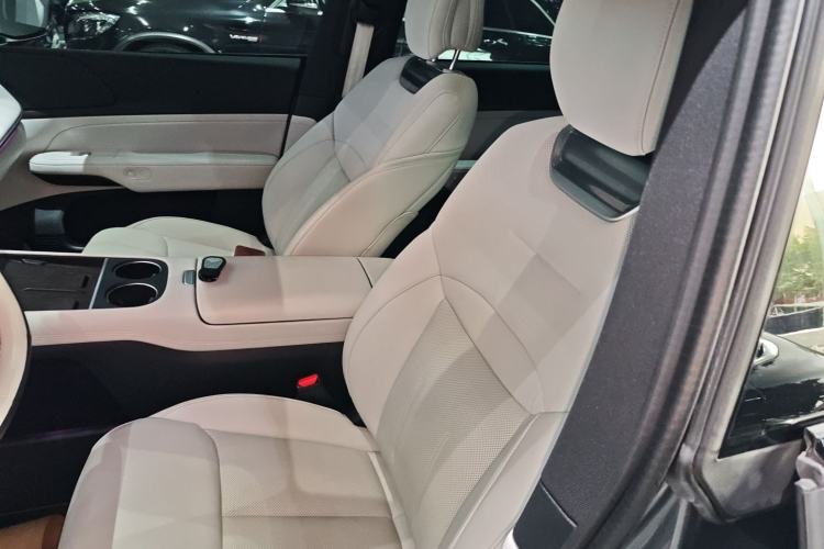 Used XPeng G6 2023 700 Four-Wheel Drive Performance Max
