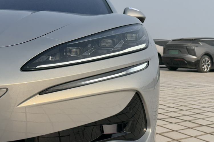 Used Denza Z9GT 2024 1100 Four-Wheel Drive Max Edition
