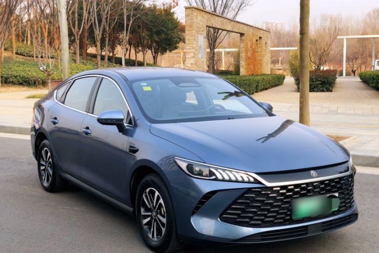 Used BYD Qin PLUS 2025 DM-i Smart Drive 120KM Superior Model
