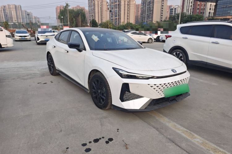 Used Changan UNI-V 2024 1.5T Prestige Edition
