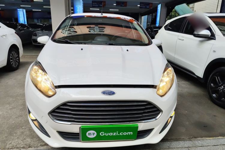 Used Ford Fiesta 2013 Hatchback 1.5L Automatic Fashion Edition
