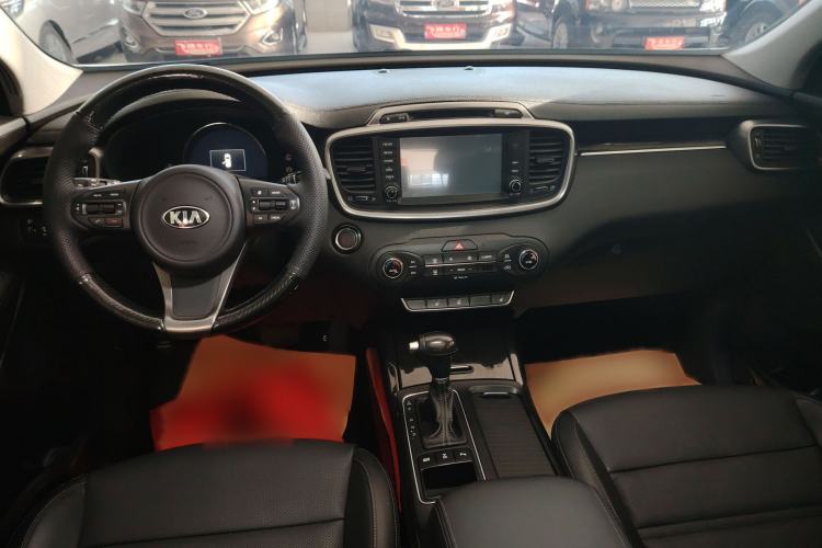 Used Kia Sorento 2015 Sorento L 2.4L Gasoline 4WD Elite Edition 7 Seats China V Emission Standard
