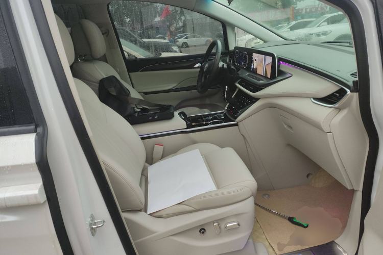 Used Buick GL8 2021 ES Landtrek 653T Comfort Edition
