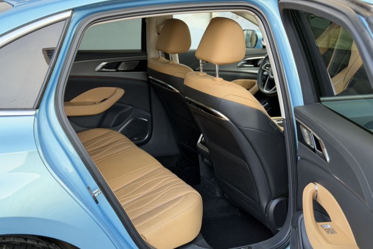 Used Hongqi H5 2023 2.0T Automatic Smart Connect Flagship Edition