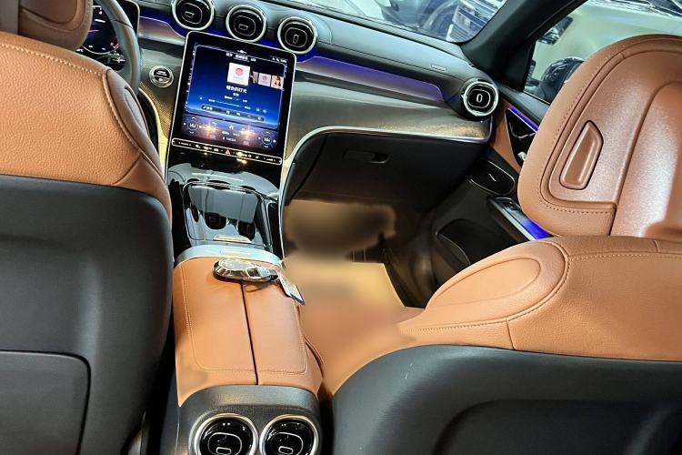 Used Mercedes-Benz GLC 2024 GLC 260 L 4MATIC Dynamic Edition 5-seater
