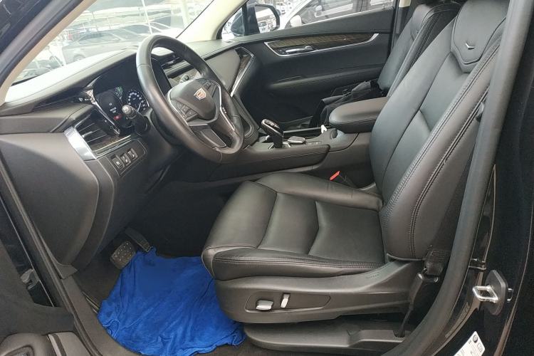 Used Cadillac XT5 2018 25T Luxury Model