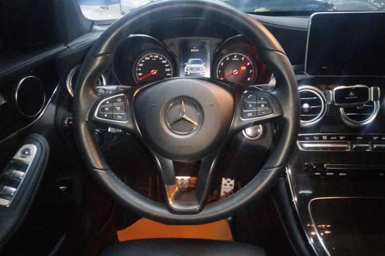 Used Mercedes-Benz GLC 2017 GLC 260 4MATIC Luxury Model