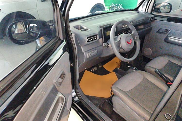 Used Wuling Zhiguang New Energy 2025 Standard Model
