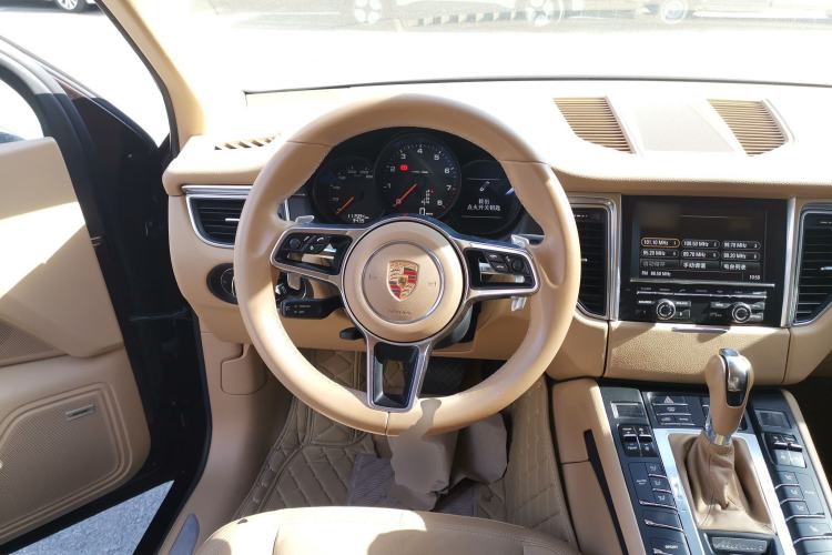 Used Porsche Macan 2014 Macan 2.0T
