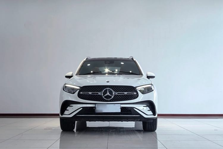 Used Mercedes-Benz GLC 2023 GLC 300 L 4MATIC Dynamic Edition 5-seater
