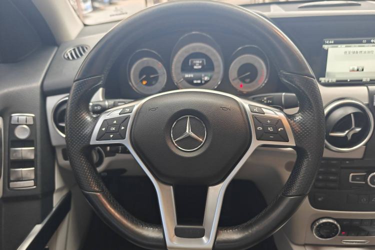 Used Mercedes-Benz GLK-Class 2015 GLK 300 4MATIC Fashion Edition Ultimate Version